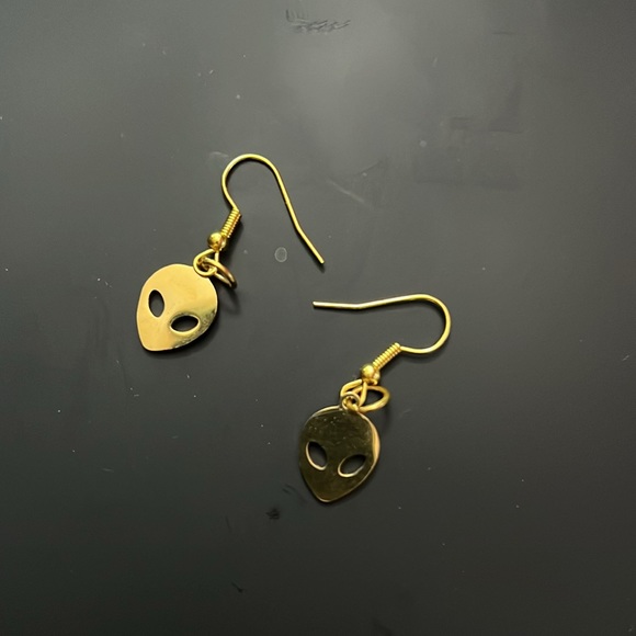 Handmade Alien Gold Tone Earrings 👽 - Picture 3 of 4